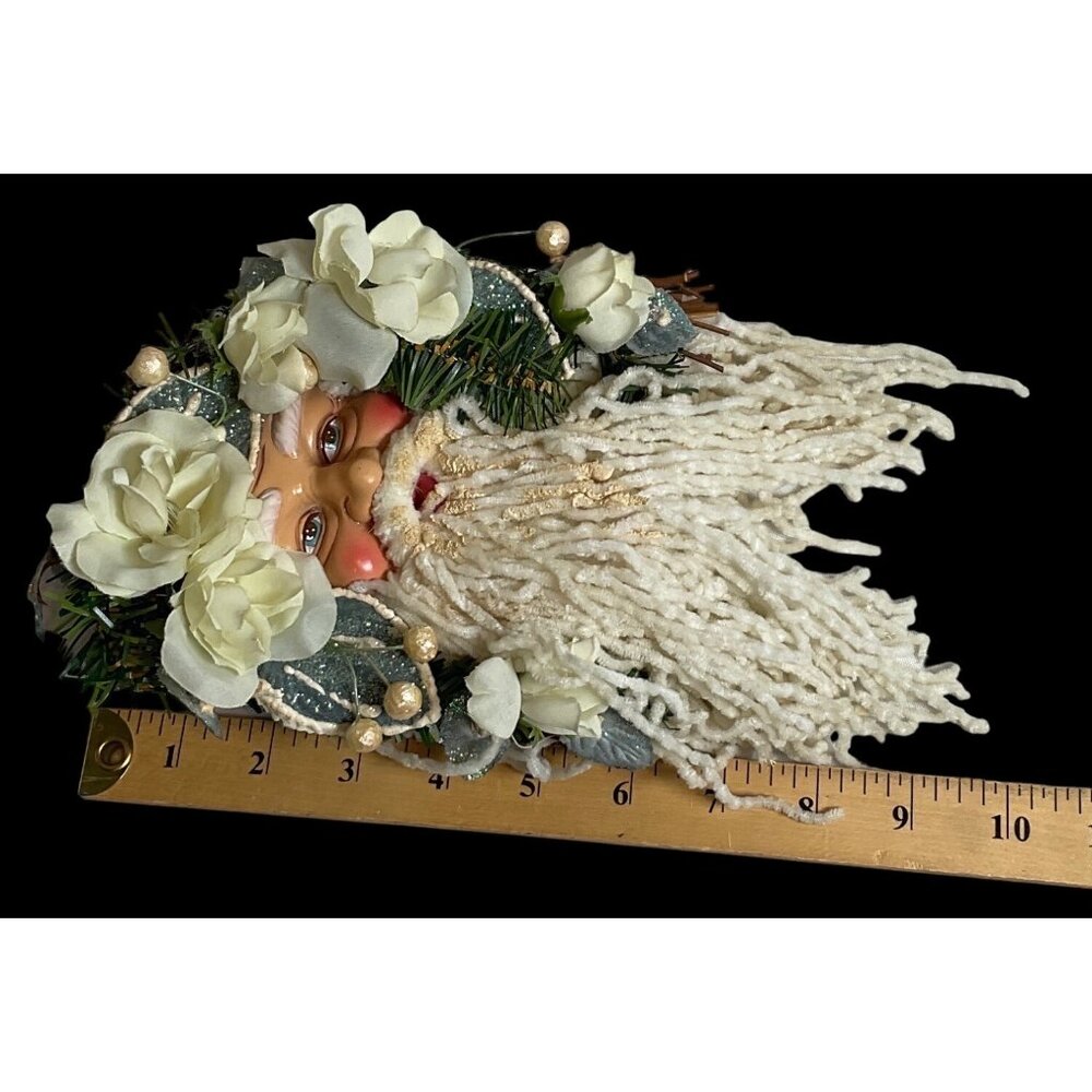 Vtg. Handmade Santa Claus Face Christmas Wreath Decor White Flowers Yarn Beard - Picture 6 of 6